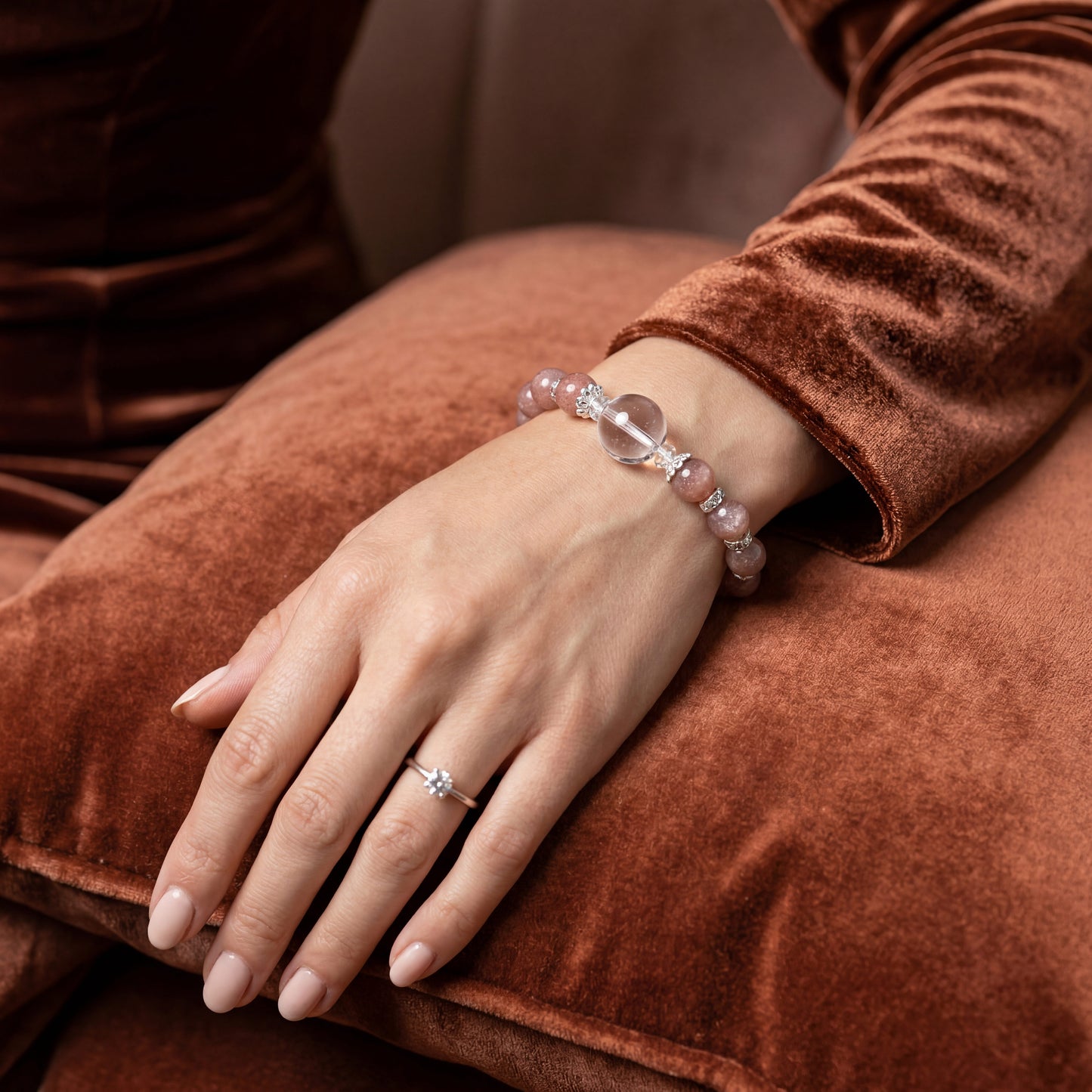 Soft Healing, Balanced Mind — Natural Peach Moonstone, Blue Moonstone & Clear Quartz Bracelet